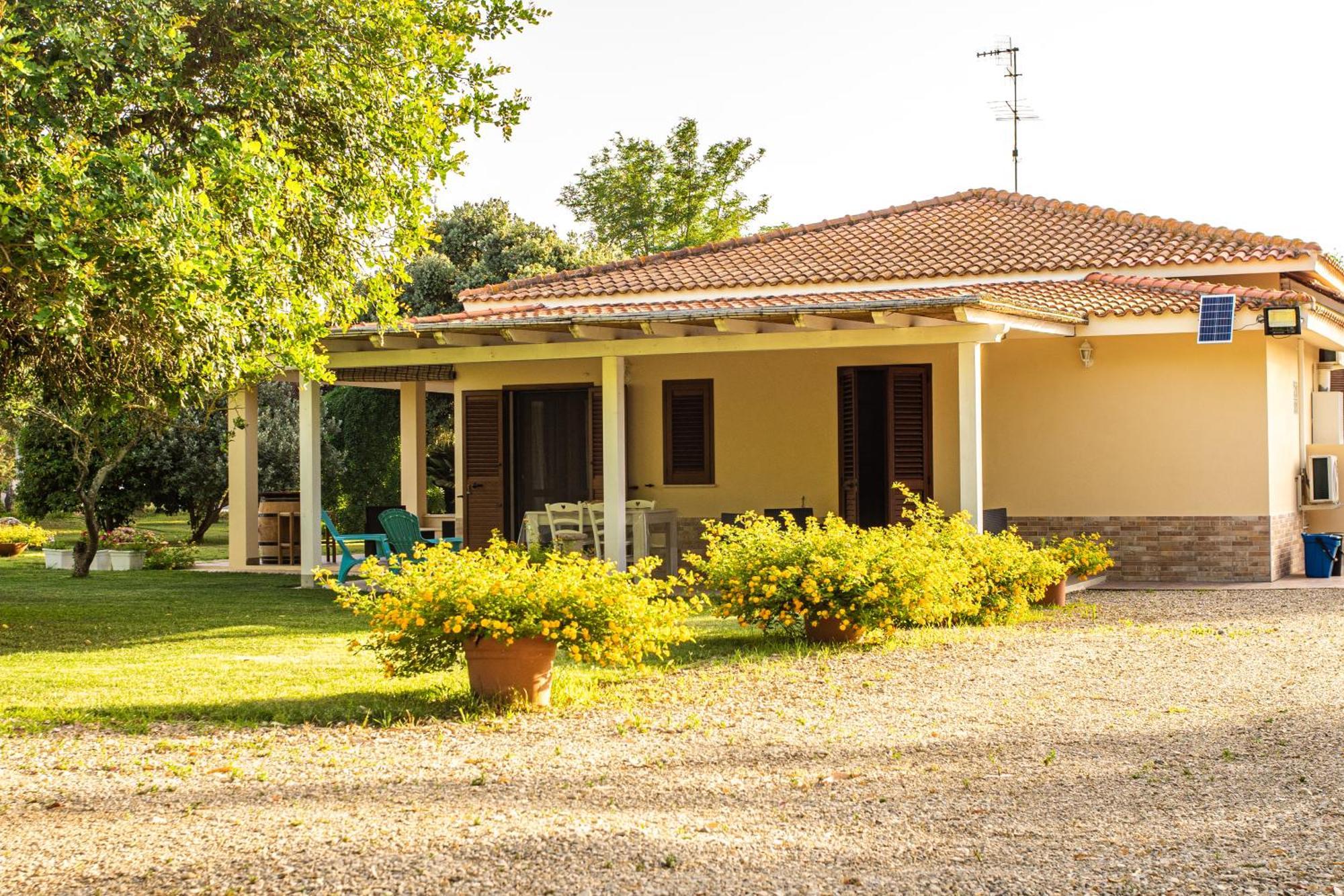 アルゲーロ The Vineyards Bed & Breakfast エクステリア 写真