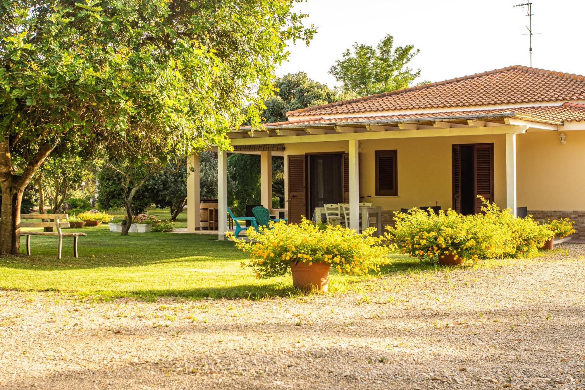 アルゲーロ The Vineyards Bed & Breakfast エクステリア 写真