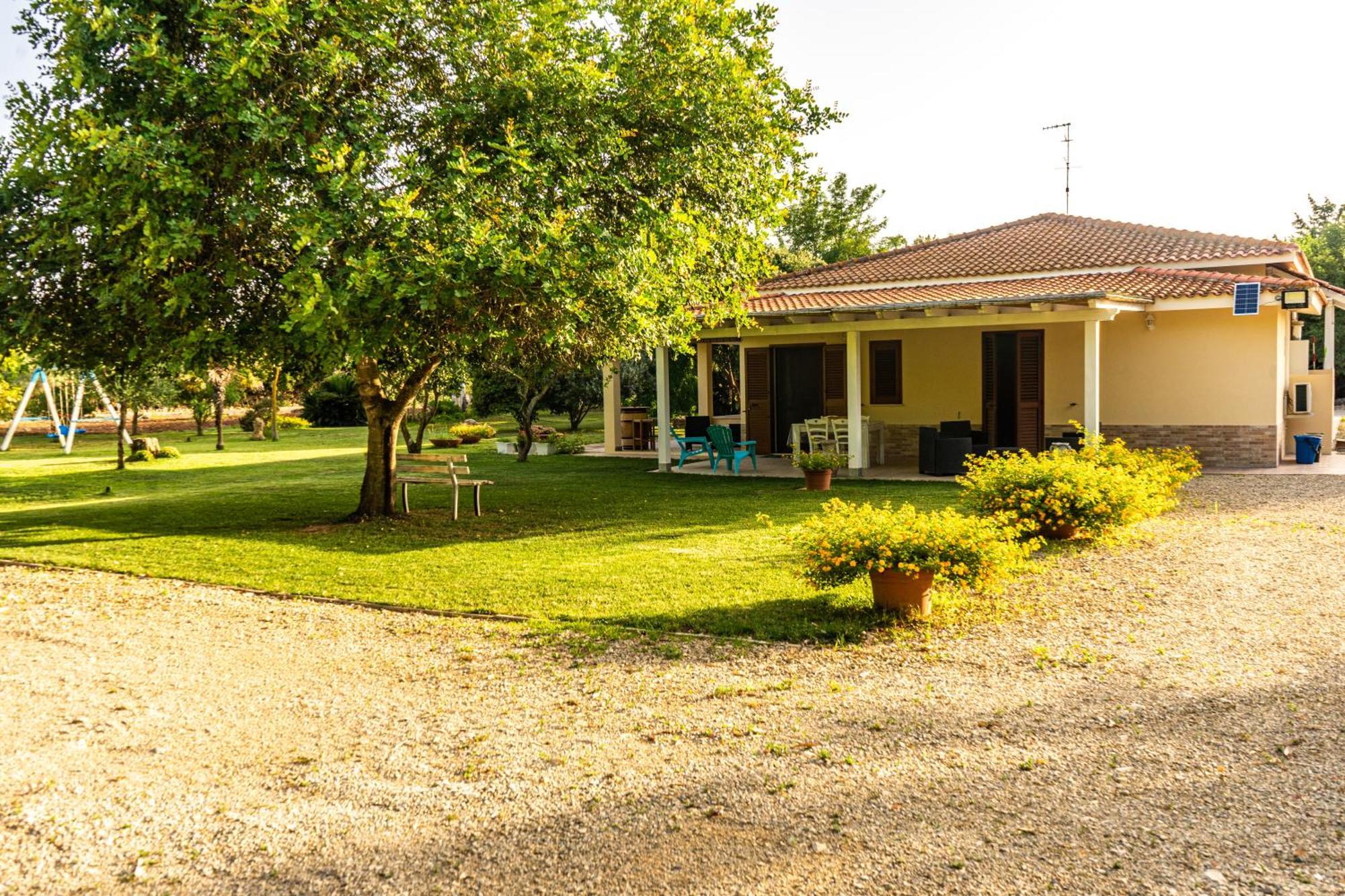 アルゲーロ The Vineyards Bed & Breakfast エクステリア 写真