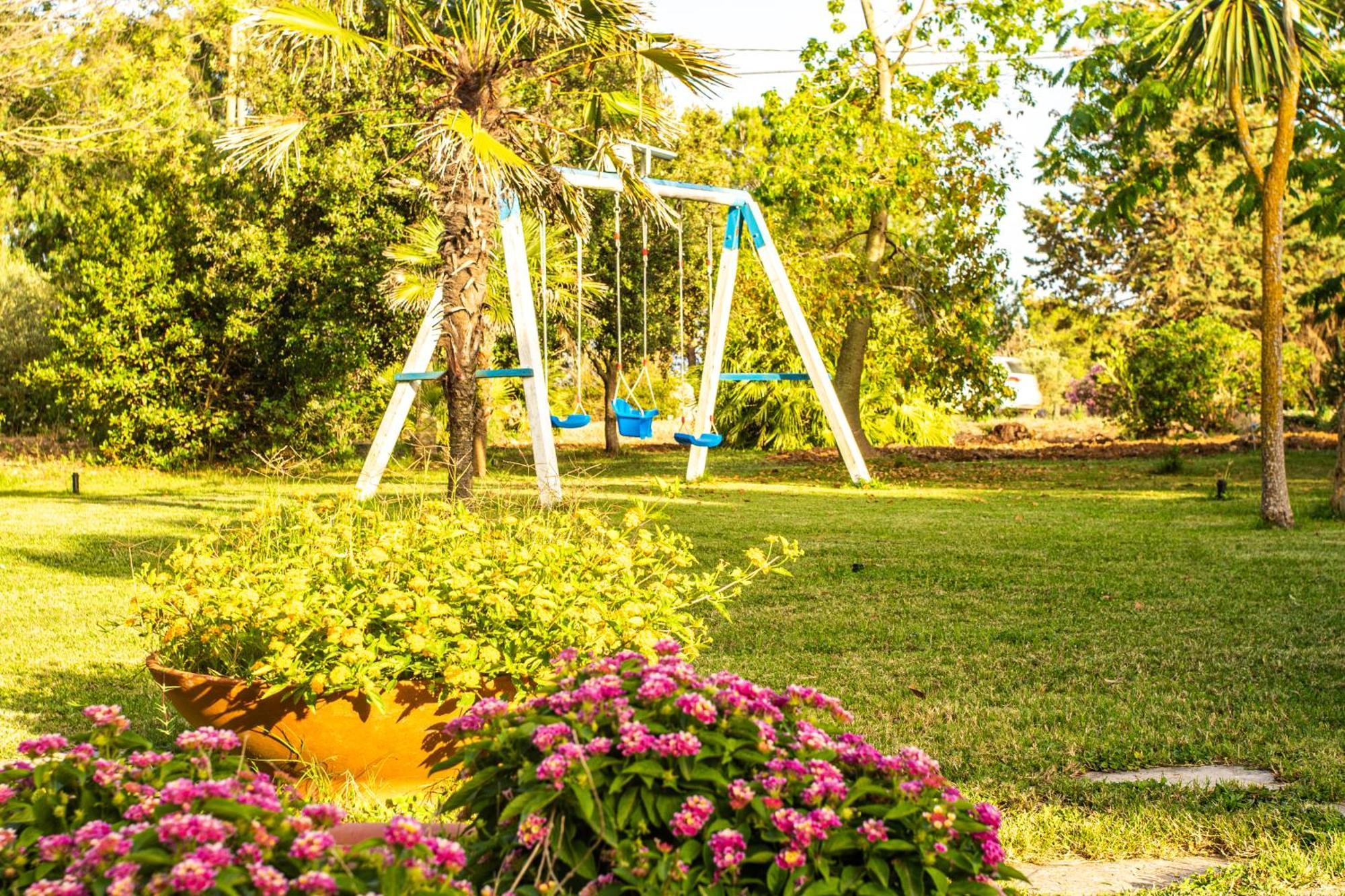 アルゲーロ The Vineyards Bed & Breakfast エクステリア 写真